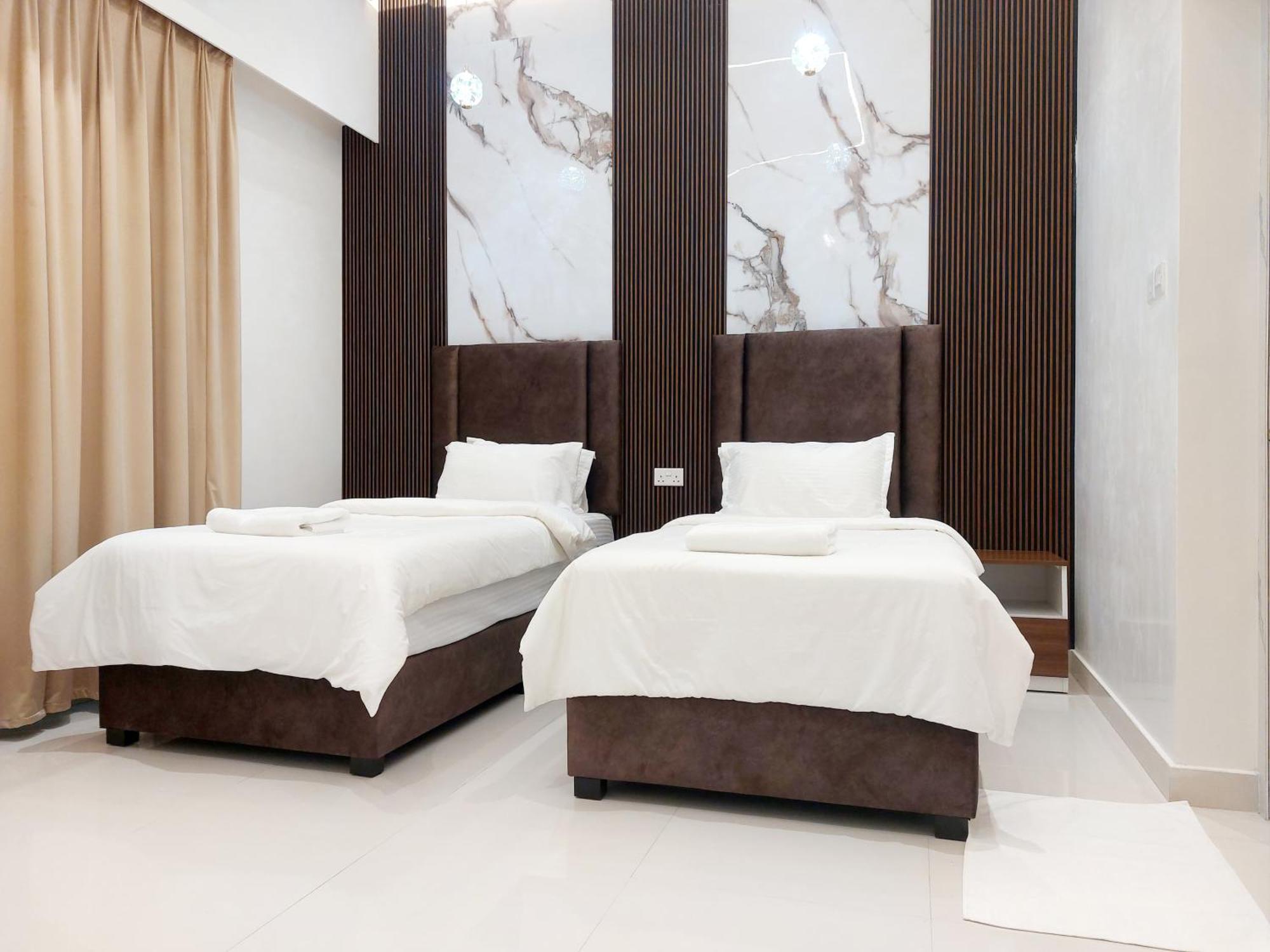 Mabahj Garnatha Hotel Apartments Sohar Exterior photo