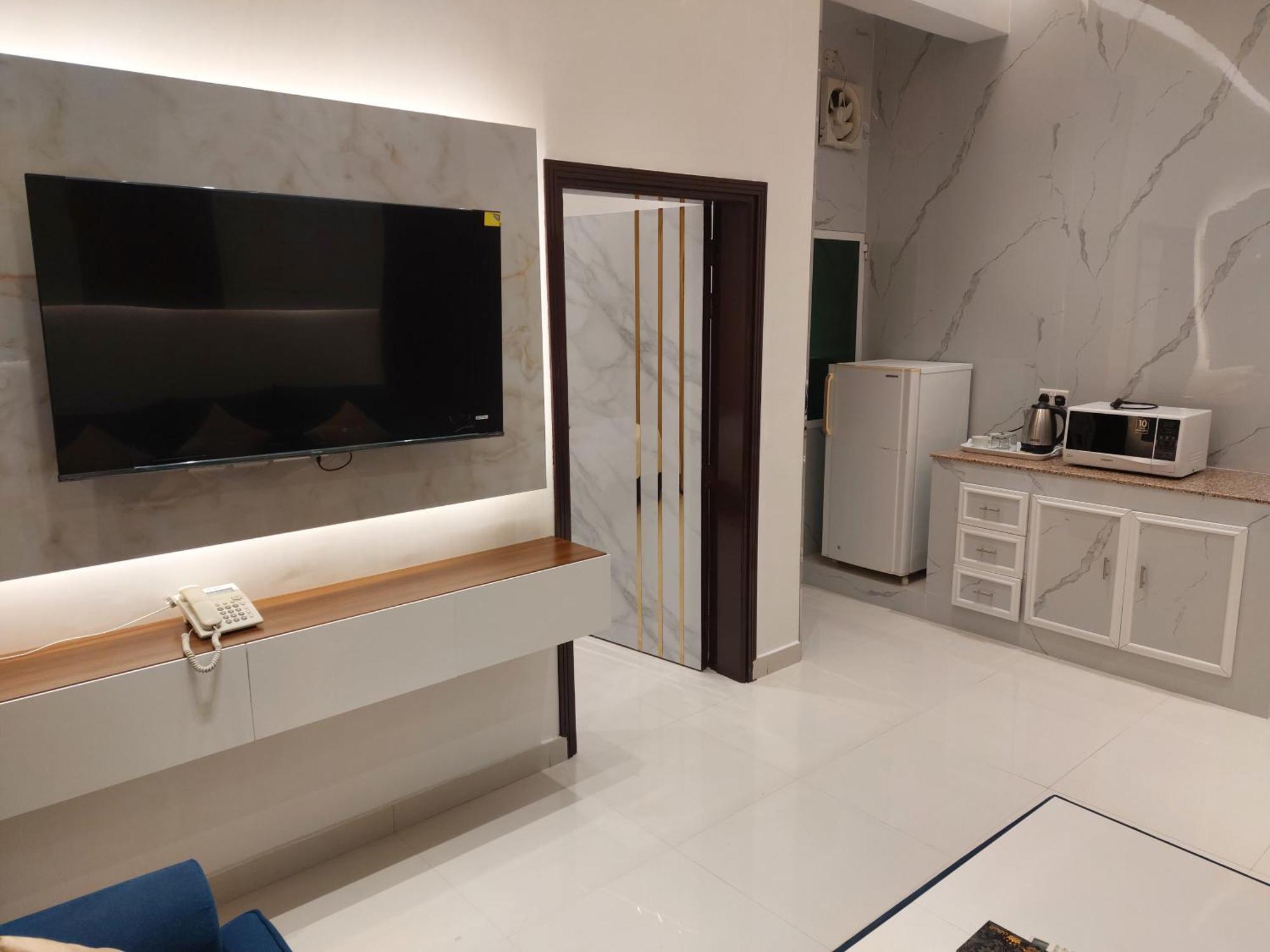 Mabahj Garnatha Hotel Apartments Sohar Exterior photo